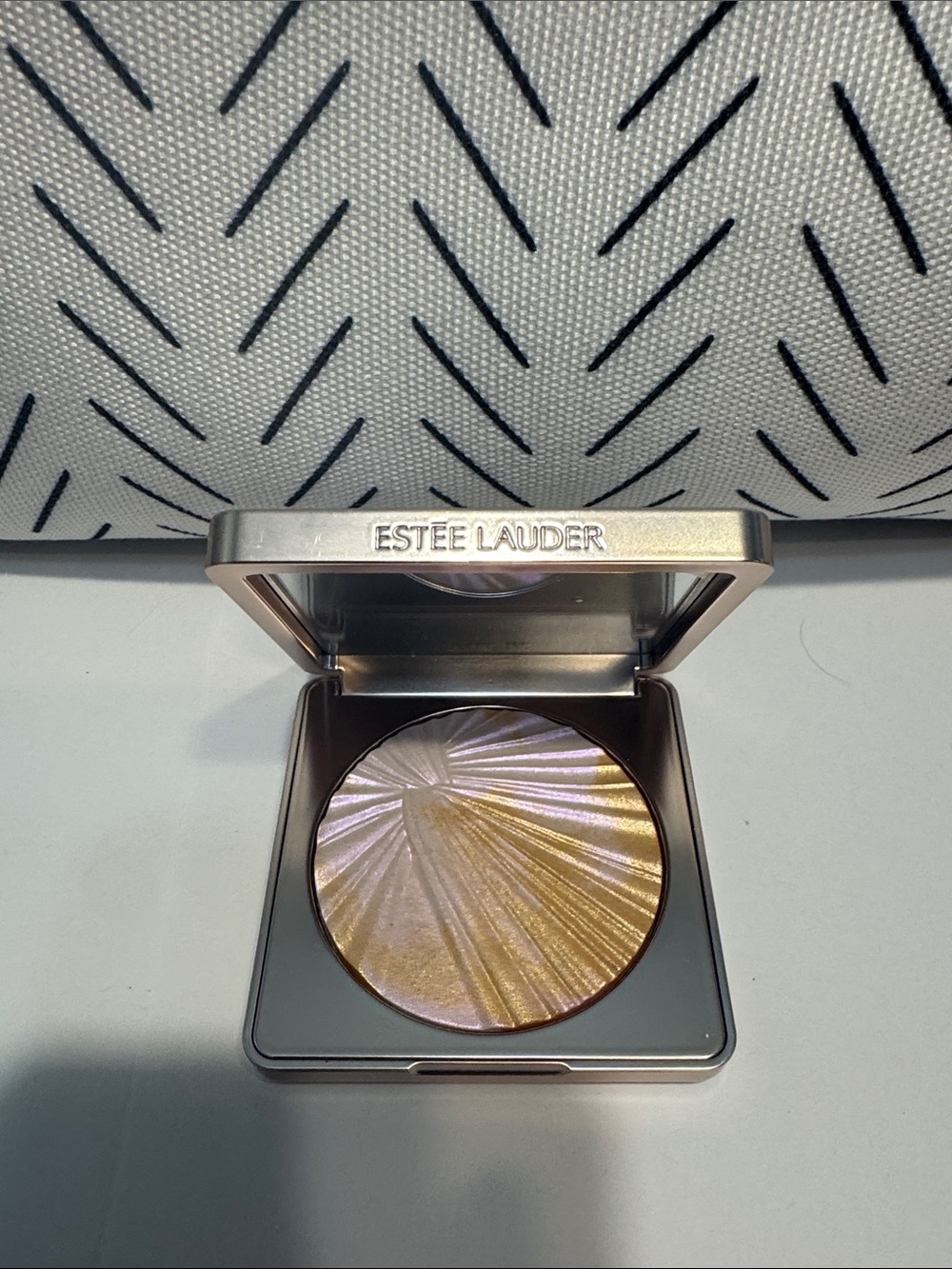 Estee Lauder Iridescent Bronze & Gold Highlighter/Bronzer Compact